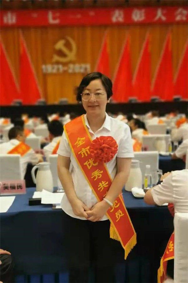 全市優(yōu)秀黨務(wù)工作者涂春珍：巾幗何須讓須眉，敢同日月爭(zhēng)光輝