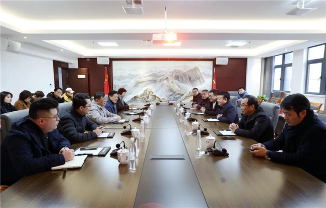 市國資委黨委書記、主任朱平生帶隊走訪慰問城投集團
