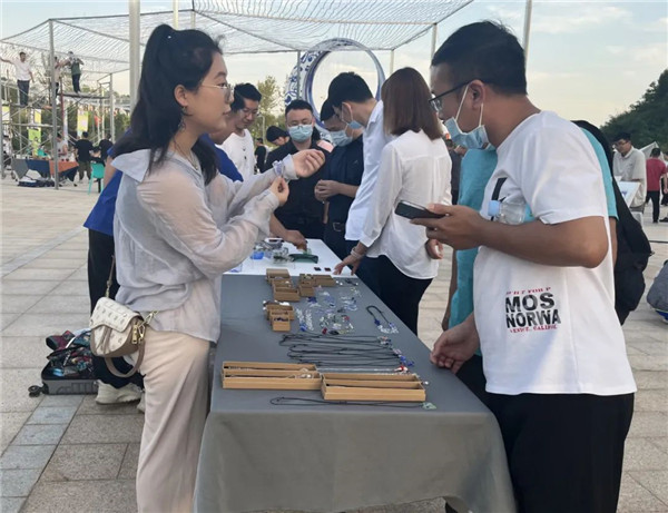 興商貿(mào) 促消費 惠民生！景德鎮(zhèn)這里的夜市很火爆！
