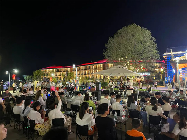 興商貿(mào) 促消費 惠民生！景德鎮(zhèn)這里的夜市很火爆！